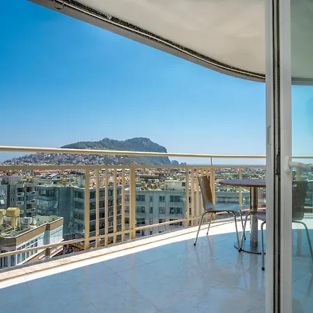 Carmen Aparthotel