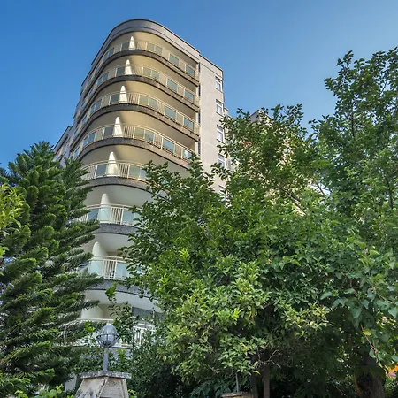 Ξενοδοχείο με διαμερίσματα Carmen Αλάνια