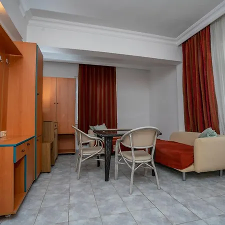 Apart Otel Carmen 3*