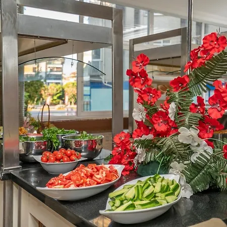 Aparthotel Carmen 3*