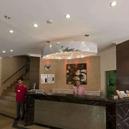 Carmen Hotel de apartamente 3*