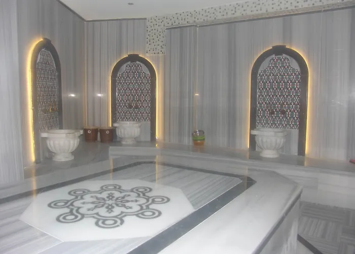 Apart Otel Carmen 3*