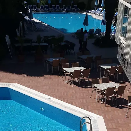 Appart hôtel Carmen 3*