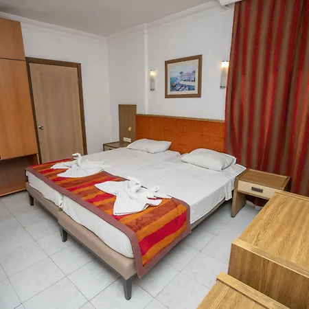 Appart hôtel Carmen 3*